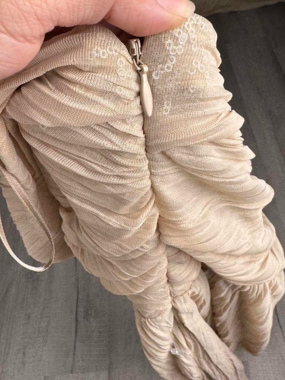 Express Strapless Champagne Pleated Dress Size 4 Metallic Shimmer Cocktail Party - Picture 6 of 6